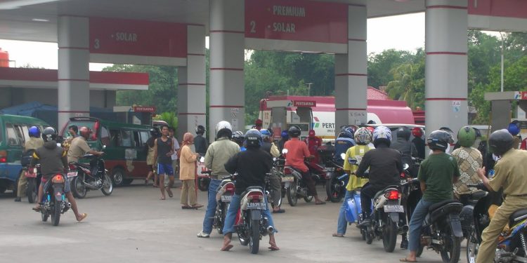 Pemerintah Siapkan Bantuan BBM Untuk Masyarakat