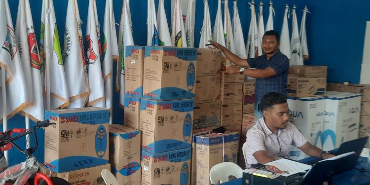 Ratusan Hadiah Dibagikan Saat Pelantikan Pengurus PK NTT