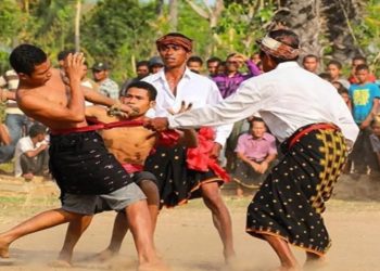 Nagekeo Perkenalkan Tinju Adat Di Kota Batam